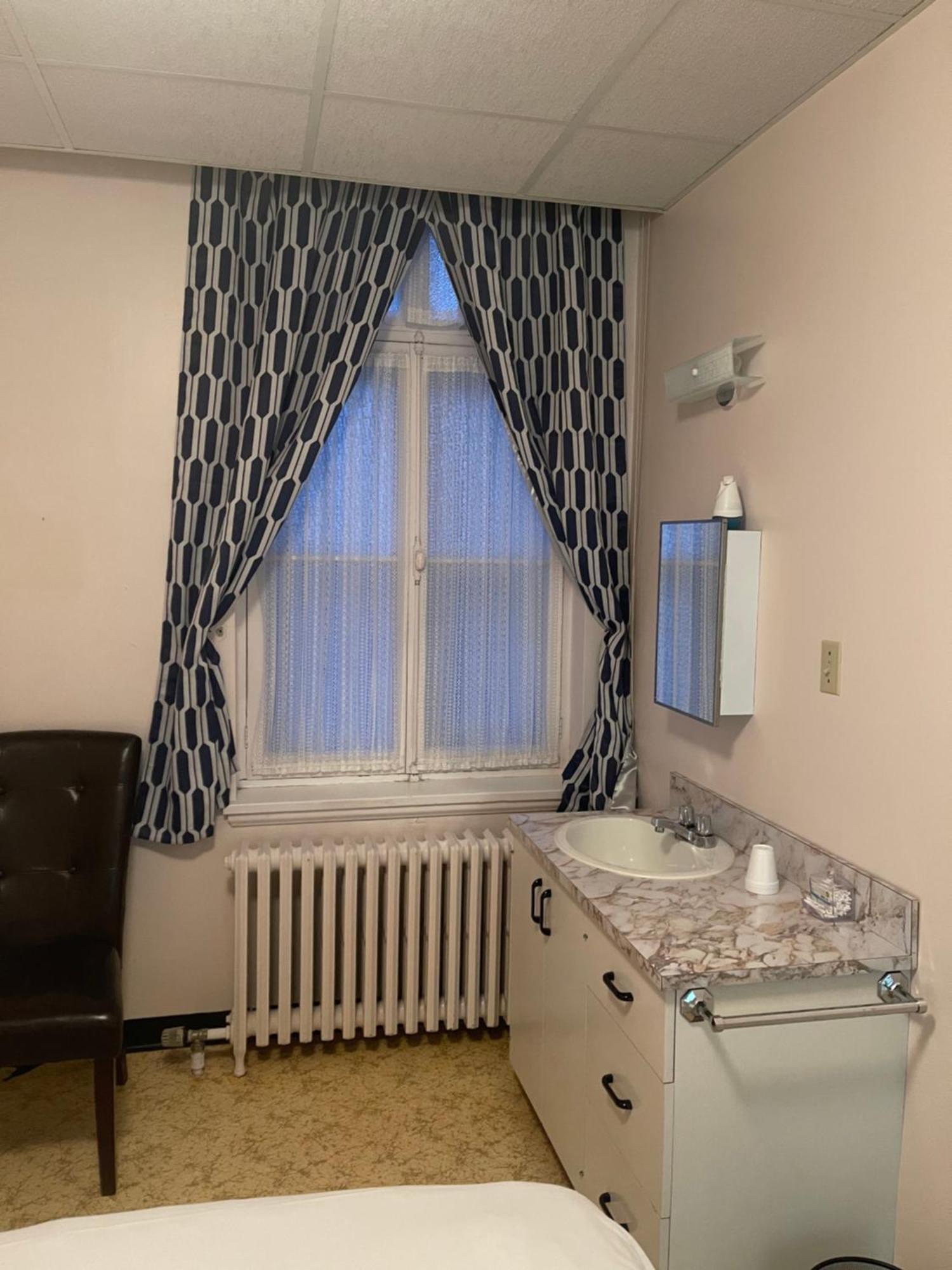 Le Couvent Apartment Sainte Anne des Monts Exterior photo